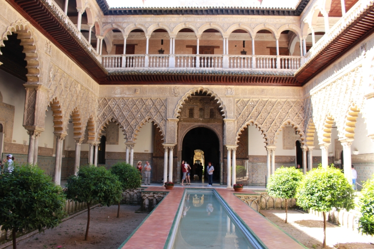 Innenhof des Alcázar